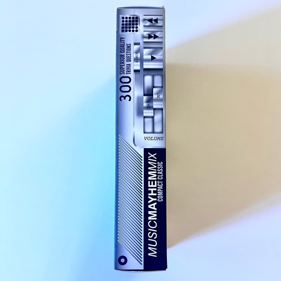 NEW Music Mayhem Mix 300 Trivia Game 2-6 Players - Picture 6 of 6